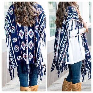 NWOT Hipster‎ Row Aztec/Western Print Poncho/Shawl -- OS